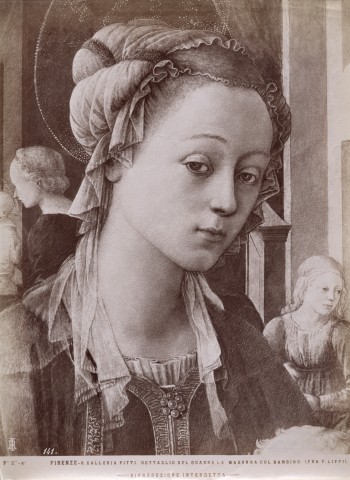 Alinari, Fratelli — Firenze - R. Galleria Pitti. Dettaglio del quadro La Madonna col Bambino. (Fra F. Lippi). — particolare